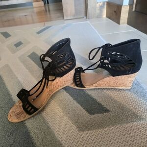 Dolce Vita Cork wedge 9.5 Black Suede Cut Lace Tie Gladiator Prom Whimsy Boho